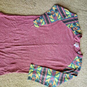 Lularoe t-shirt - size Small